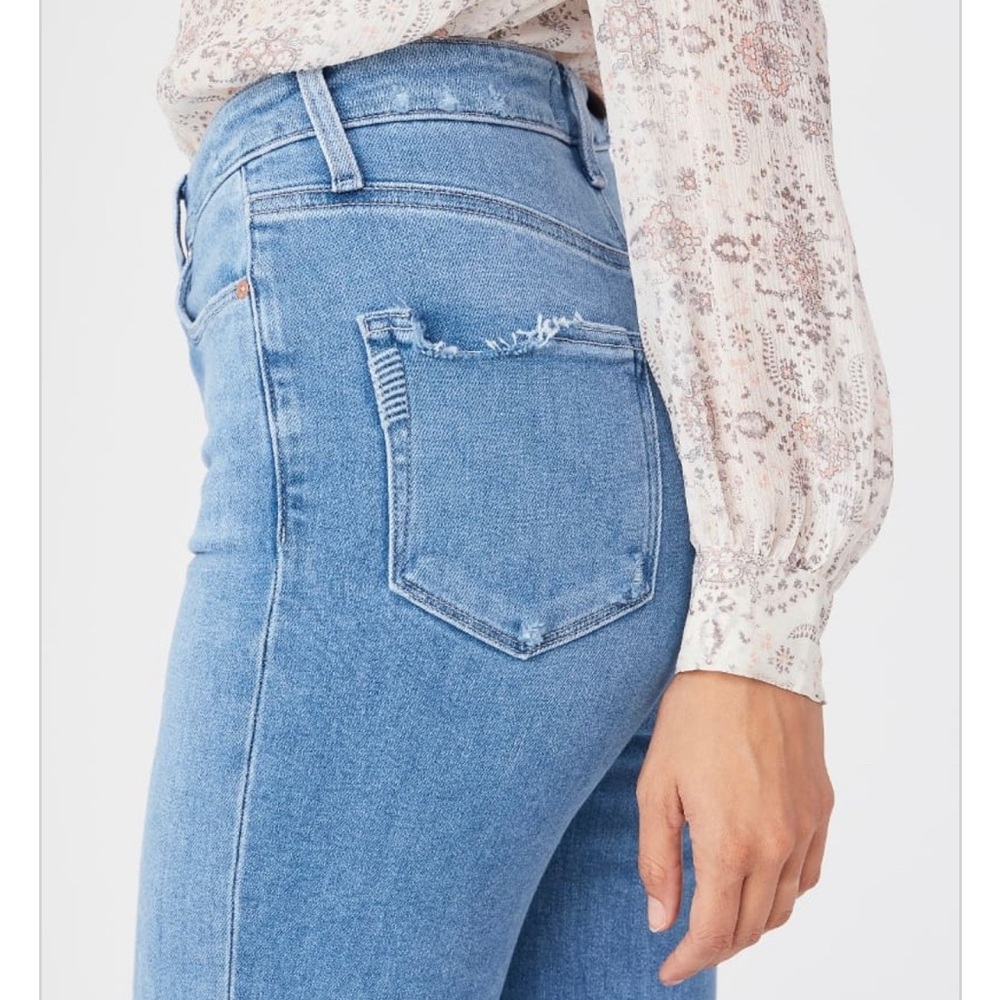 PAIGE Cindy High Rise Blue Jeans with Straight Leg - size 26
